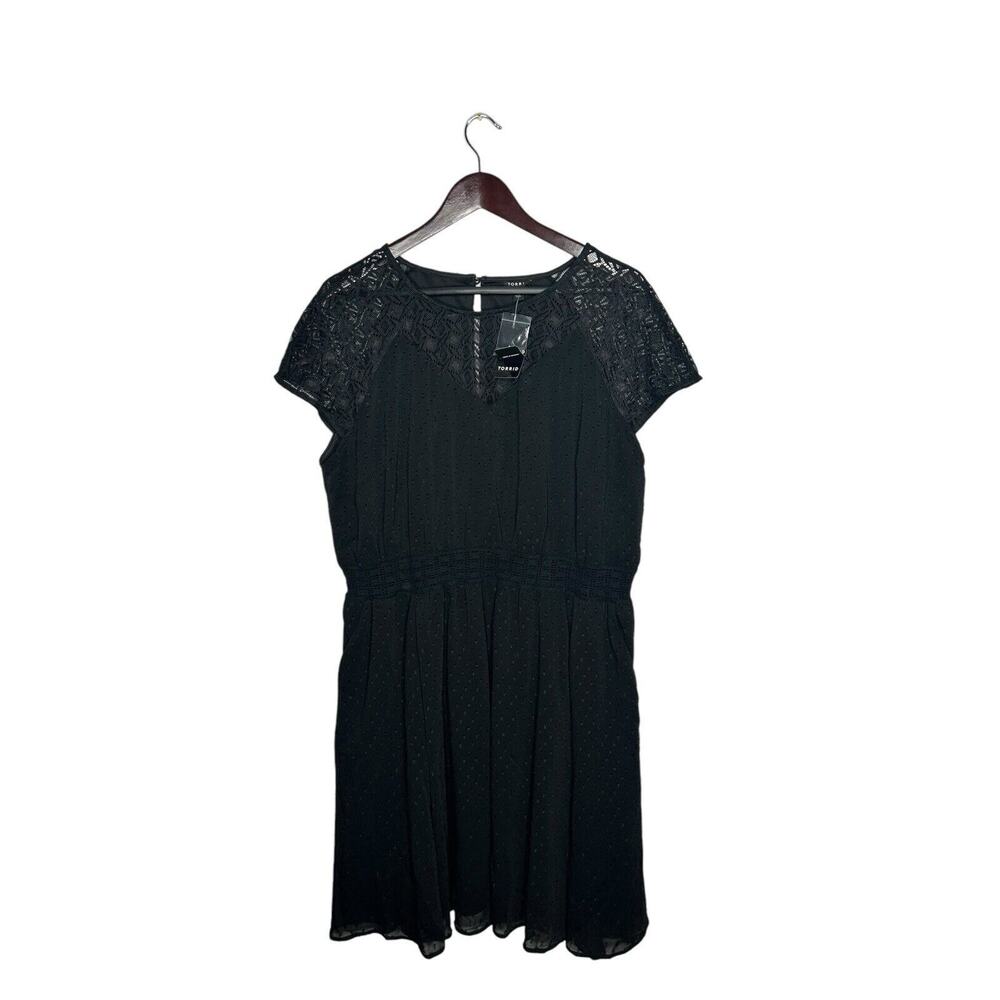 Torrid Mini Clip Dot Crochet Lace‎ Skater Dress Black New Plus 1X 14-16 NEW